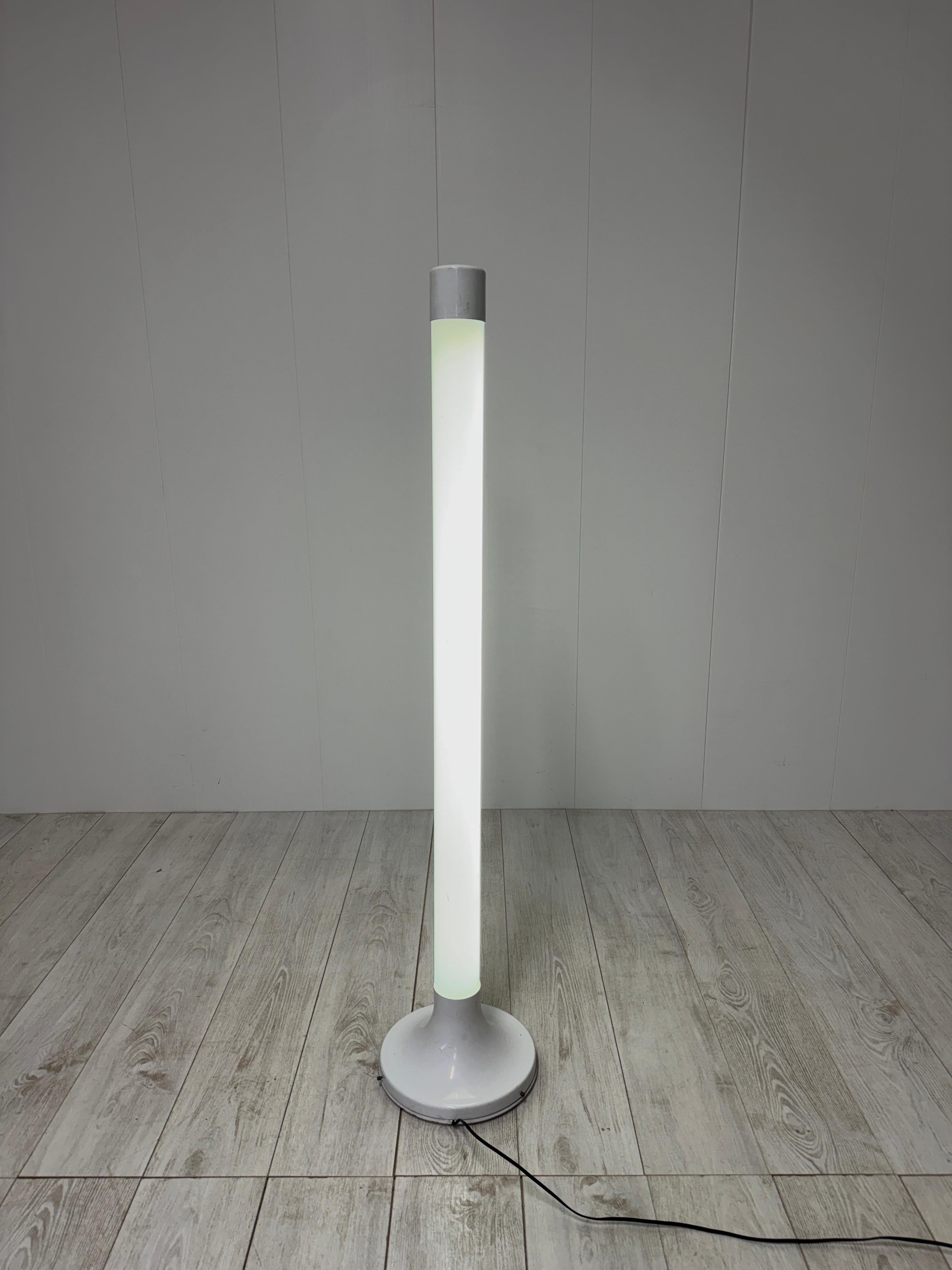 Nanda Vigo, Lámpara de pie mod. 4041, prod. Kartell, 1968 en venta 2