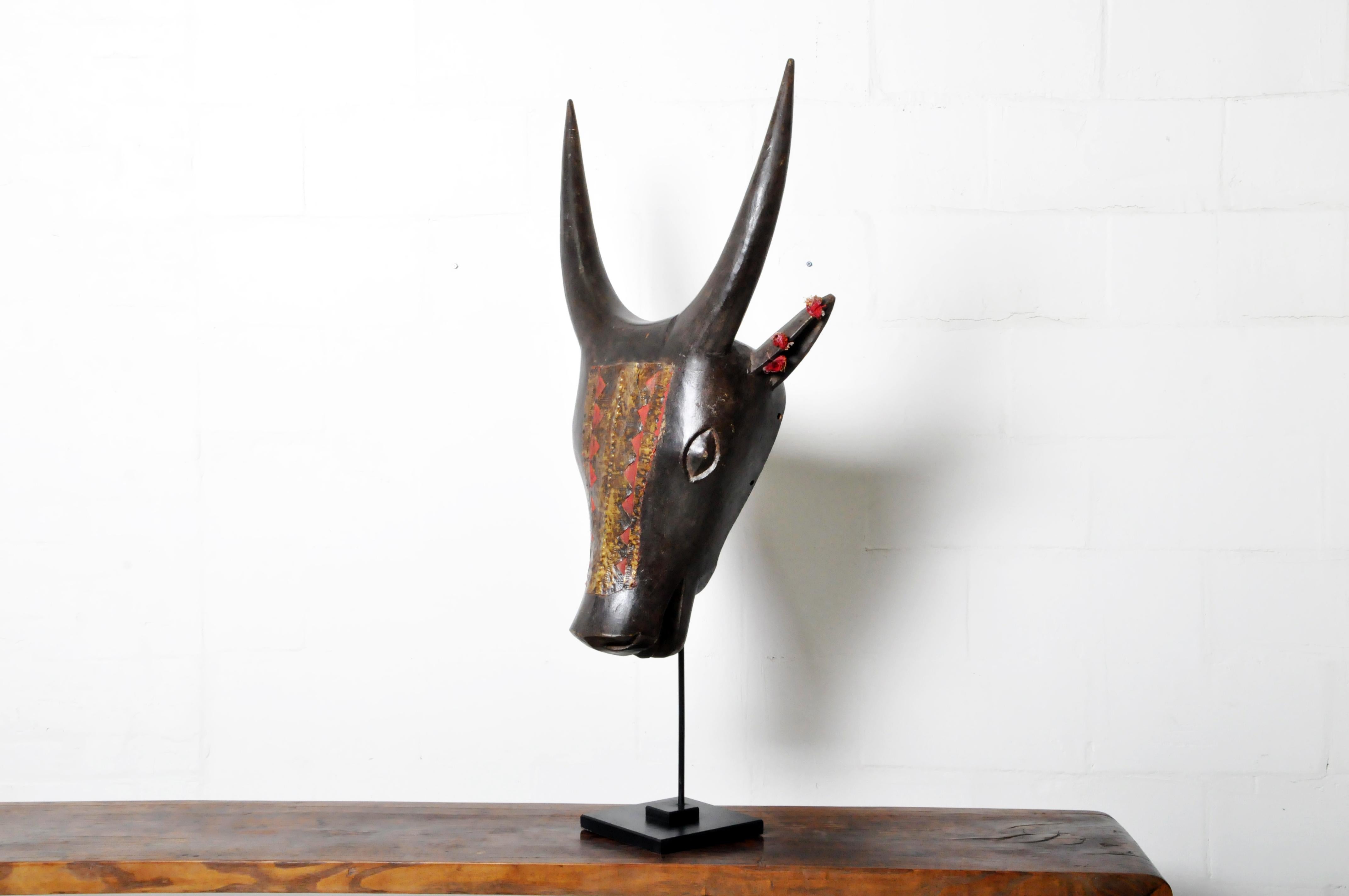 Nandi Bull Carving Mounted 5