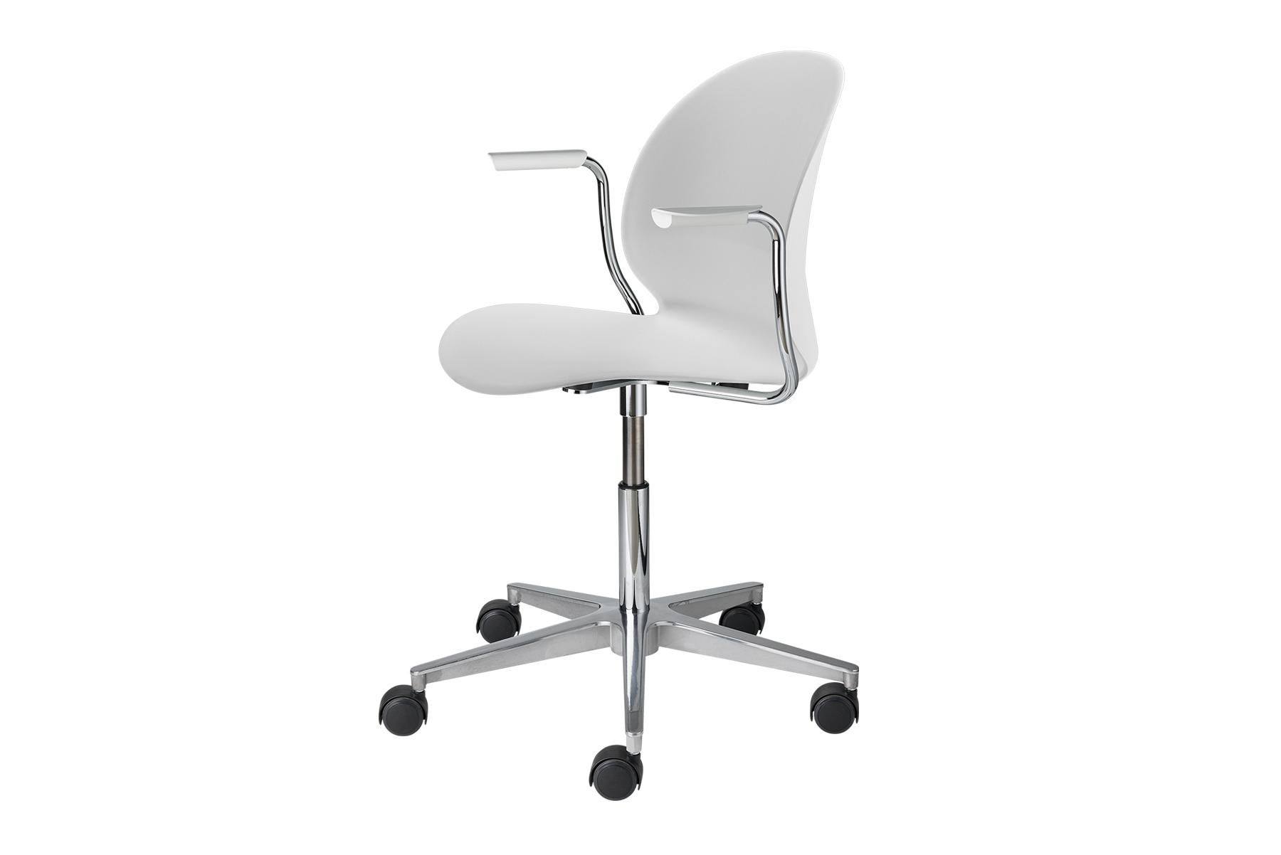 Contemporary Nando Chair Model N02-31 Recycle For Sale