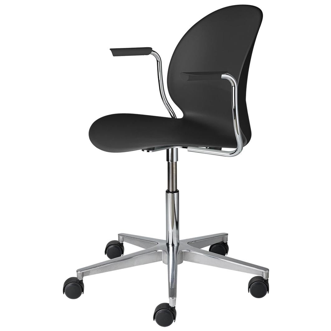 Nando Chair Model N02-31 Recycle For Sale
