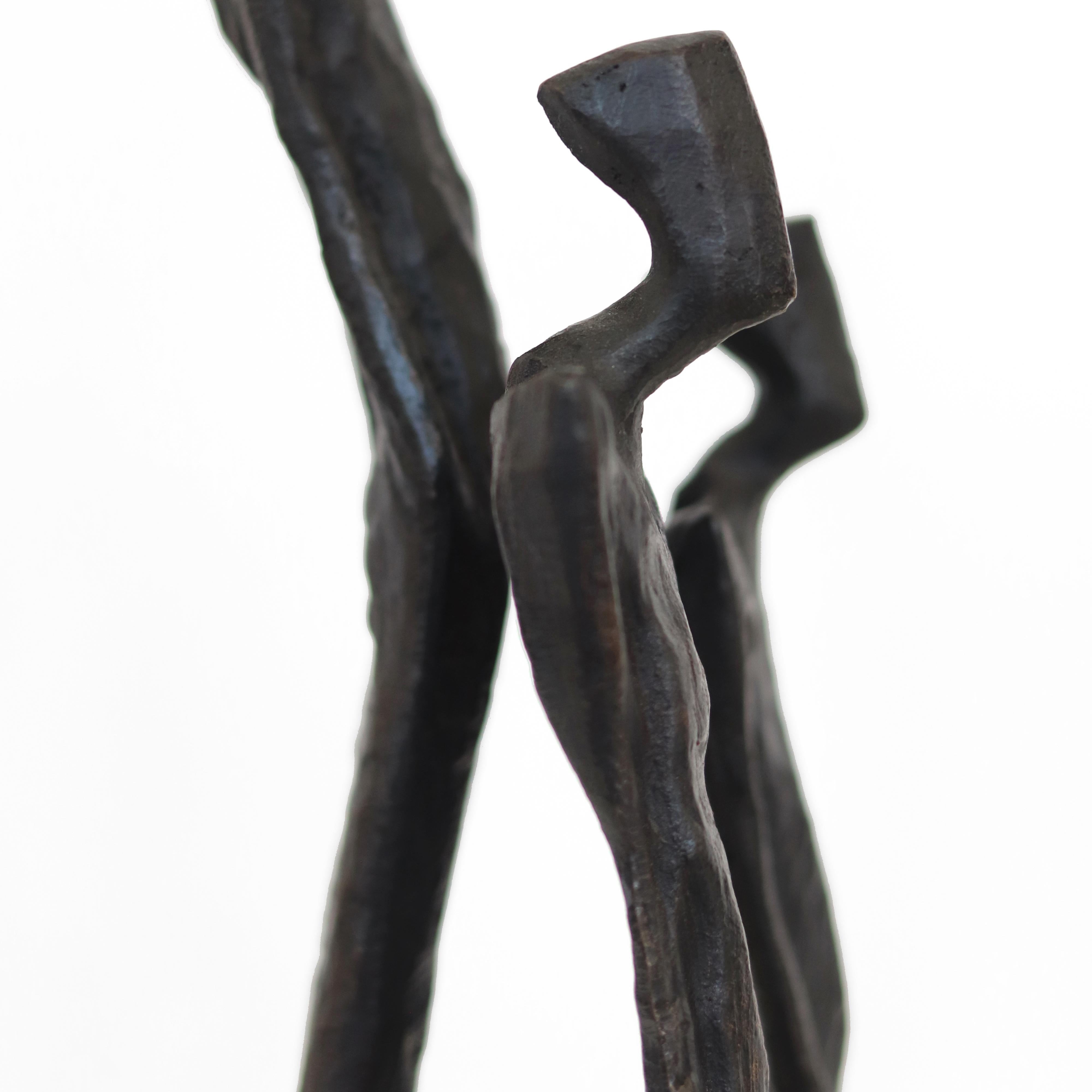 Amici V (13/25)  - Elegant Figurative Bronze Sculpture of Three People For Sale 7