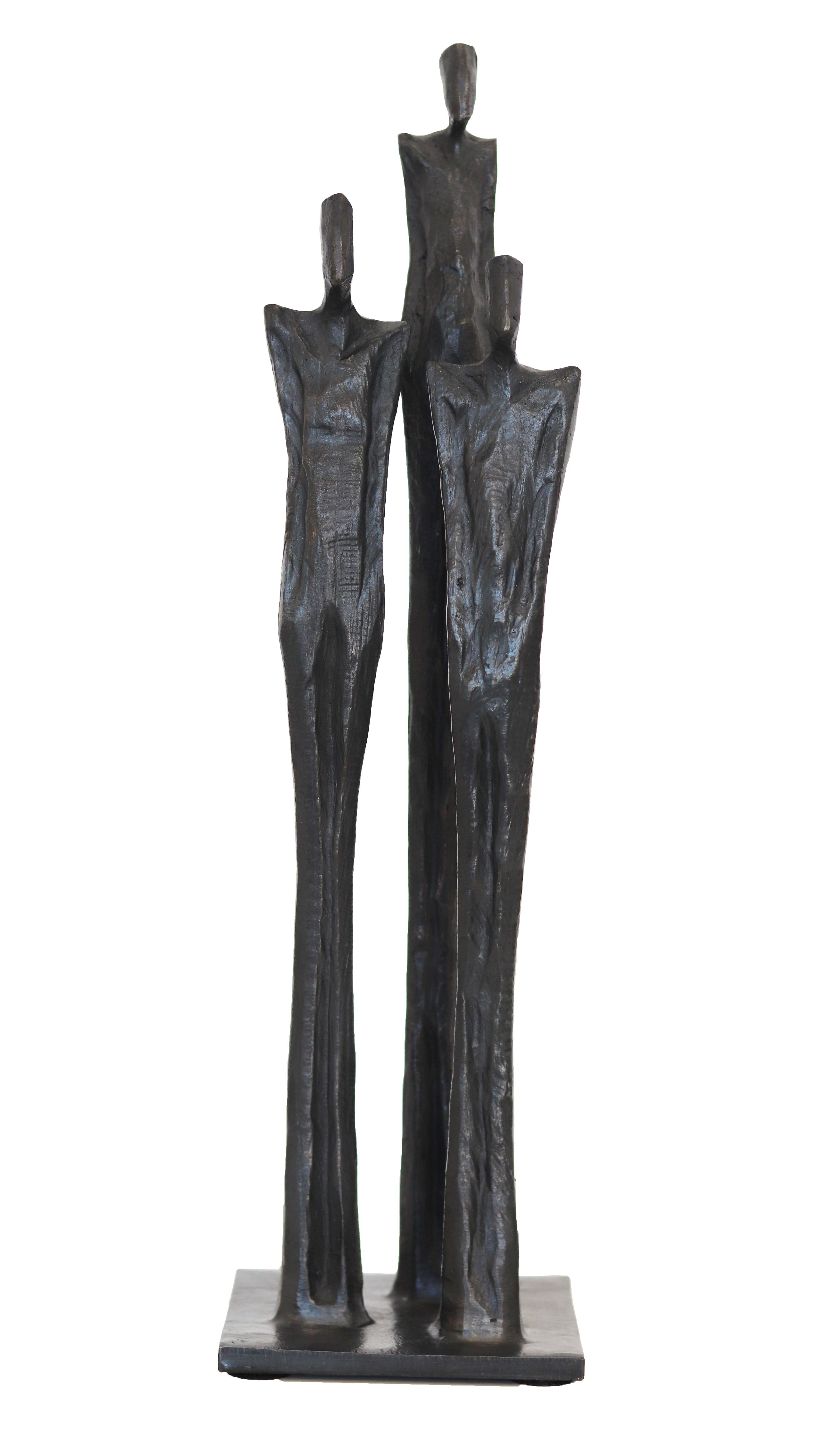 Nando Kallweit Abstract Sculpture - Amici V (13/25)  - Elegant Figurative Bronze Sculpture of Three People