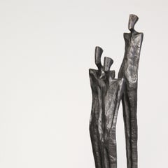 Amici V von Nando Kallweit.  Elegante figurative Bronzeskulptur eines Paares.