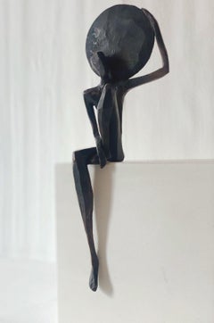 Apollon #IV von Nando Kallweit. Elegante figurative Skulptur.