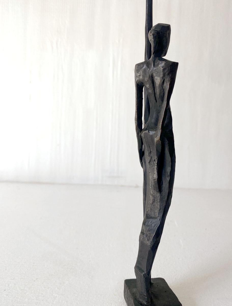 Artemis by Nando Kallweit.  Elegant figurative sculpture. For Sale 2