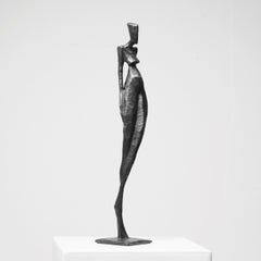 Nelia by Nando Kallweit. Elegant nude bronze figurative sculpture of female form