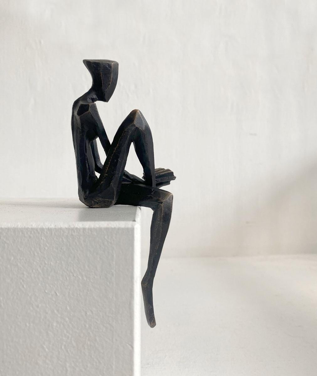 Ashley. By Nando Kallweit. Elegant bronze figurative sculpture For Sale 4