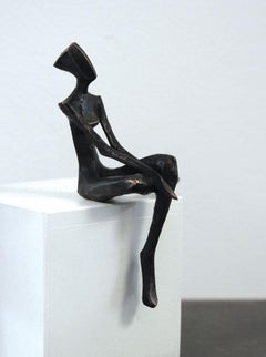 Brittany von Nando Kallweit.  Kleine Bronzeskulptur aus Bronze. Perfekt für Regal oder Tisch
