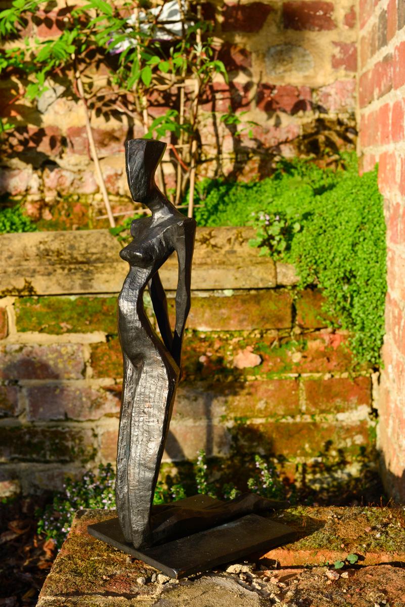 Carlotta de Nando Kallweit.  Sculpture en bronze, édition de 25 en vente 4