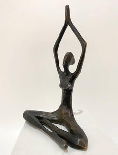 Kirschbaum II von Nando Kallweit.  Elegante figurative Skulptur.