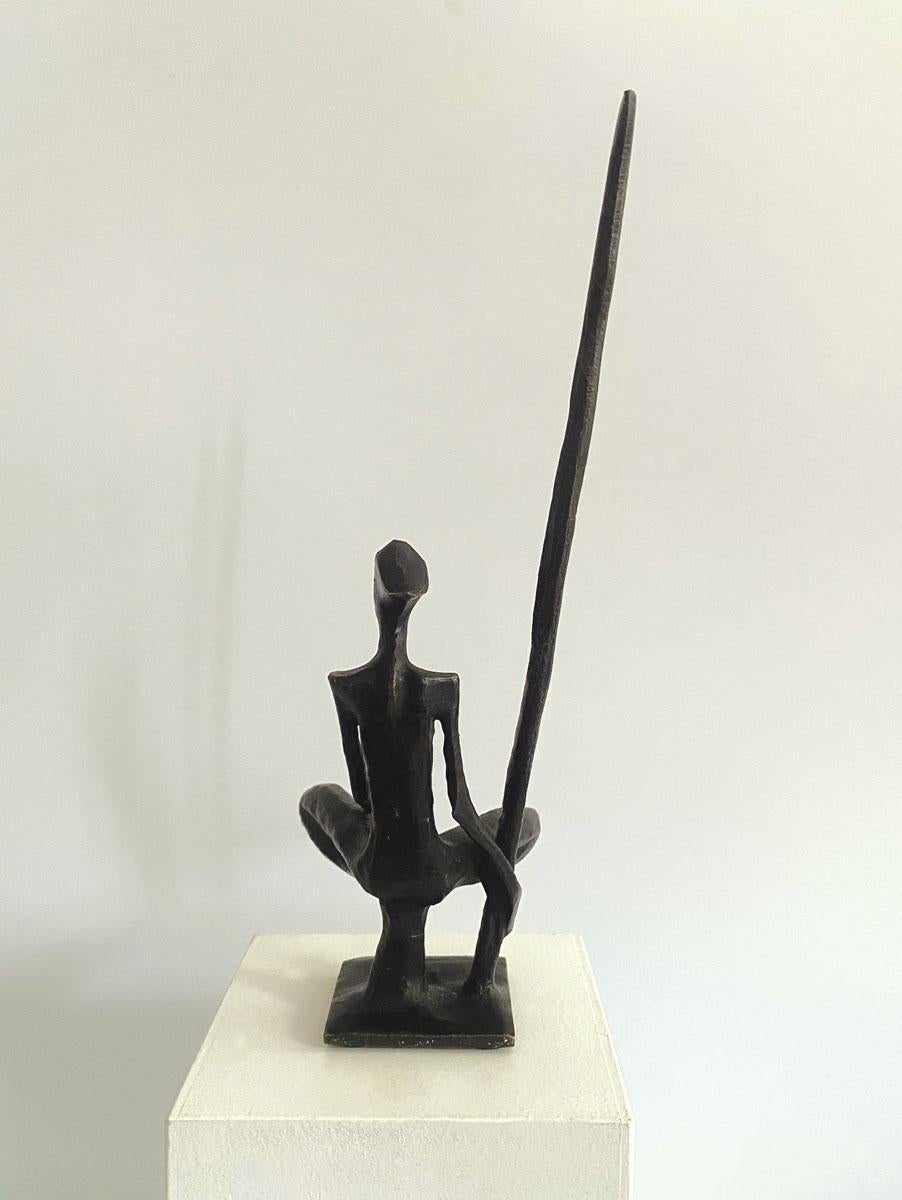 Elin. Par Nando Kallweit. Elegante sculpture figurative en bronze représentant une femme. en vente 2