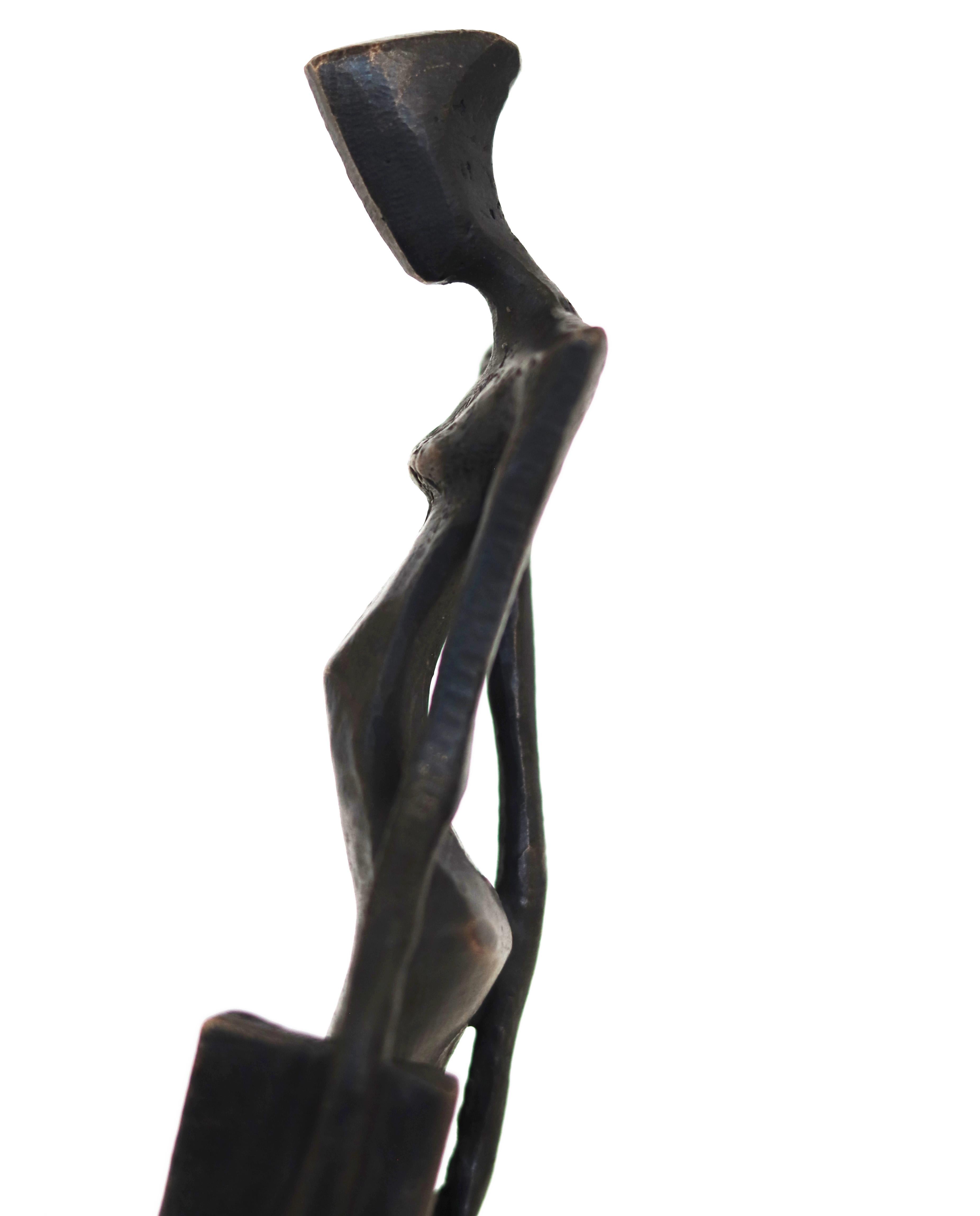 Elsie  (7/25)  -  One-of-a-kind Bronze Sculpture For Sale 3