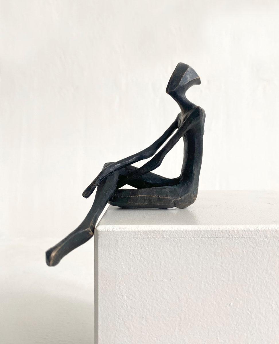Emesto. By Nando Kallweit. Elegant bronze figurative sculpture. For Sale 3