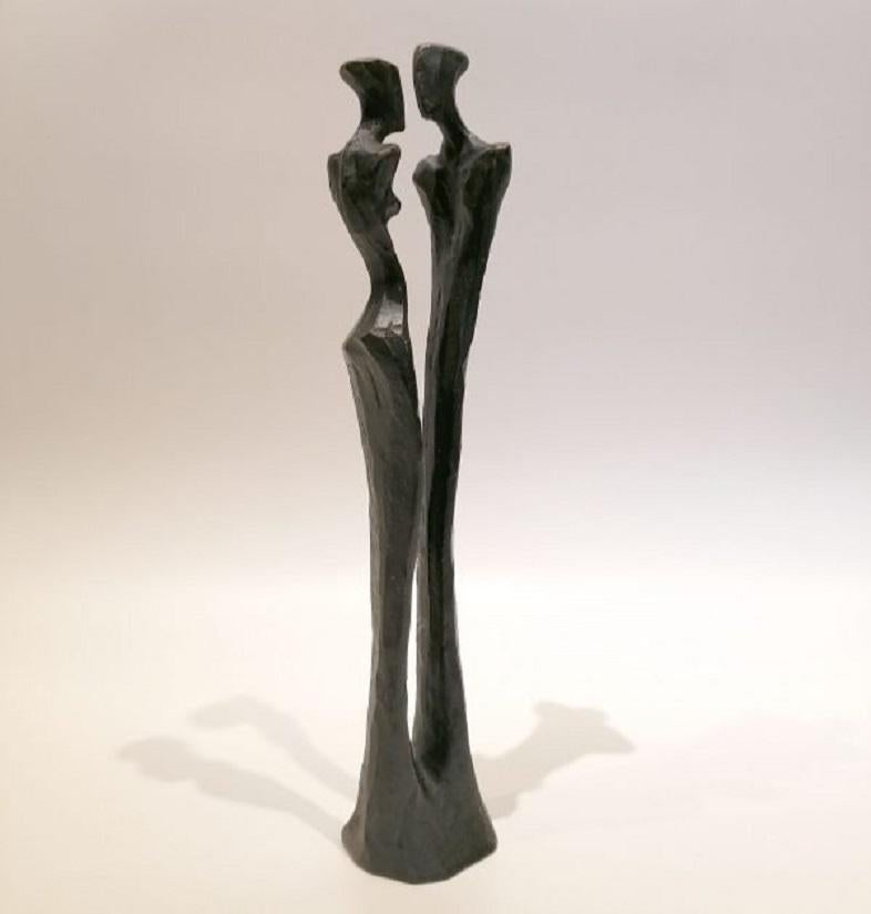 En Amore I is an elegant figurative bronze sculpture about love and companionship by Nando Kallweit.

Nando handcrafts a wax model then creates a mould and pours his molten bronze into the cavity.

En Amore I is produced in an edition of 99 pieces.