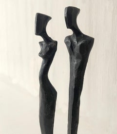 En Amore IV von Nando Kallweit Elegante Bronzeskulptur zur Feier der Liebe