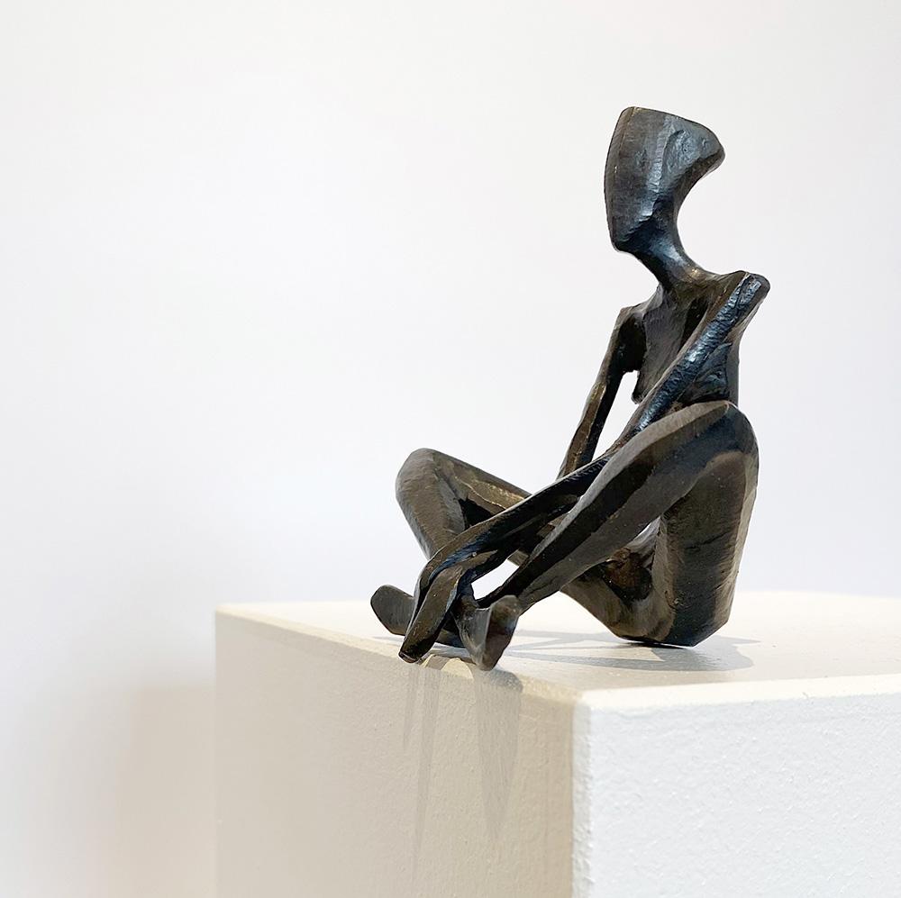 Gloria by Nando Kallweit.  Elegant figurative sculpture. 4