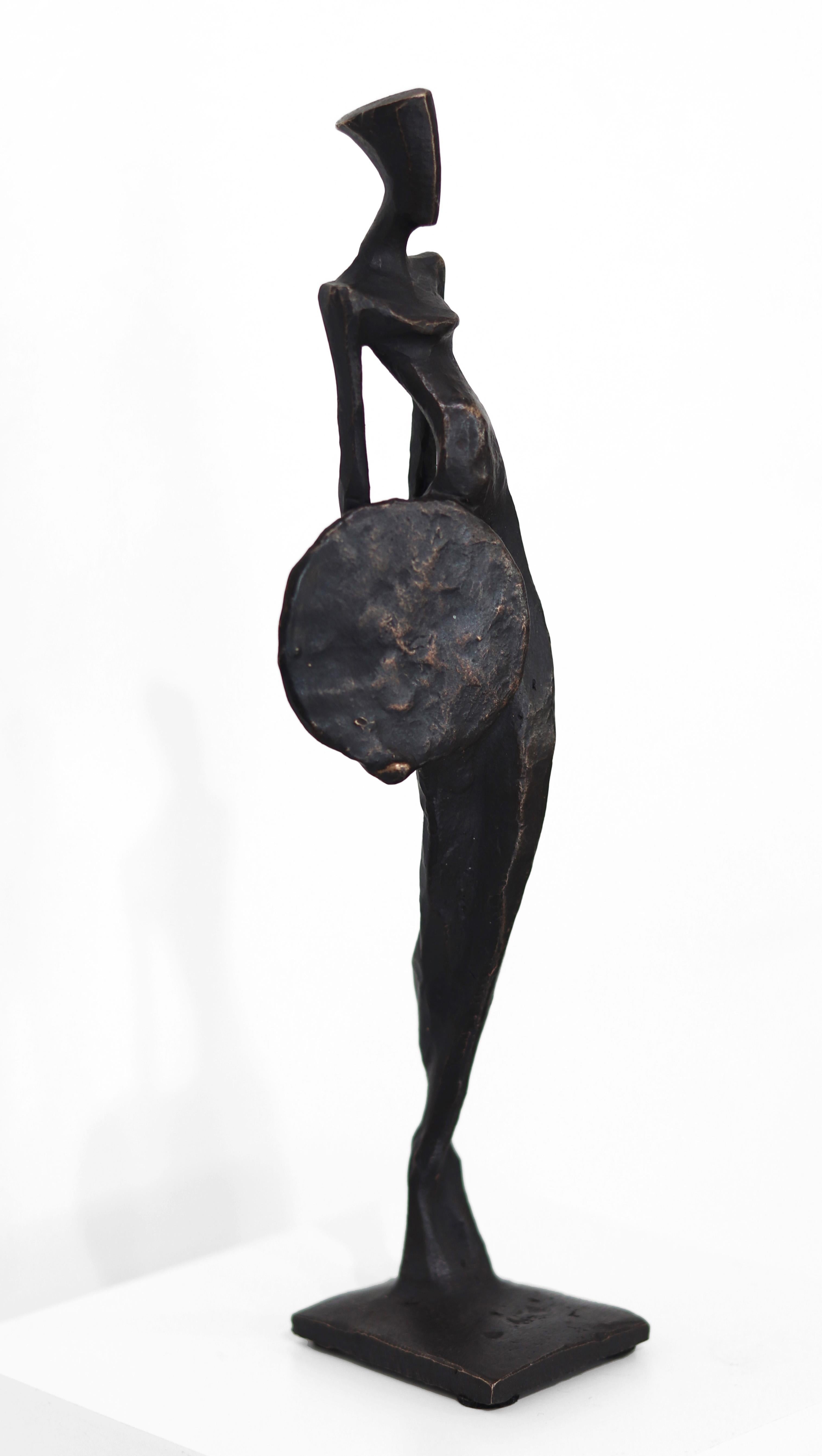 Hera  - Graceful Modern Figurative Bronze Sculpture - Original Art and Design  For Sale 2