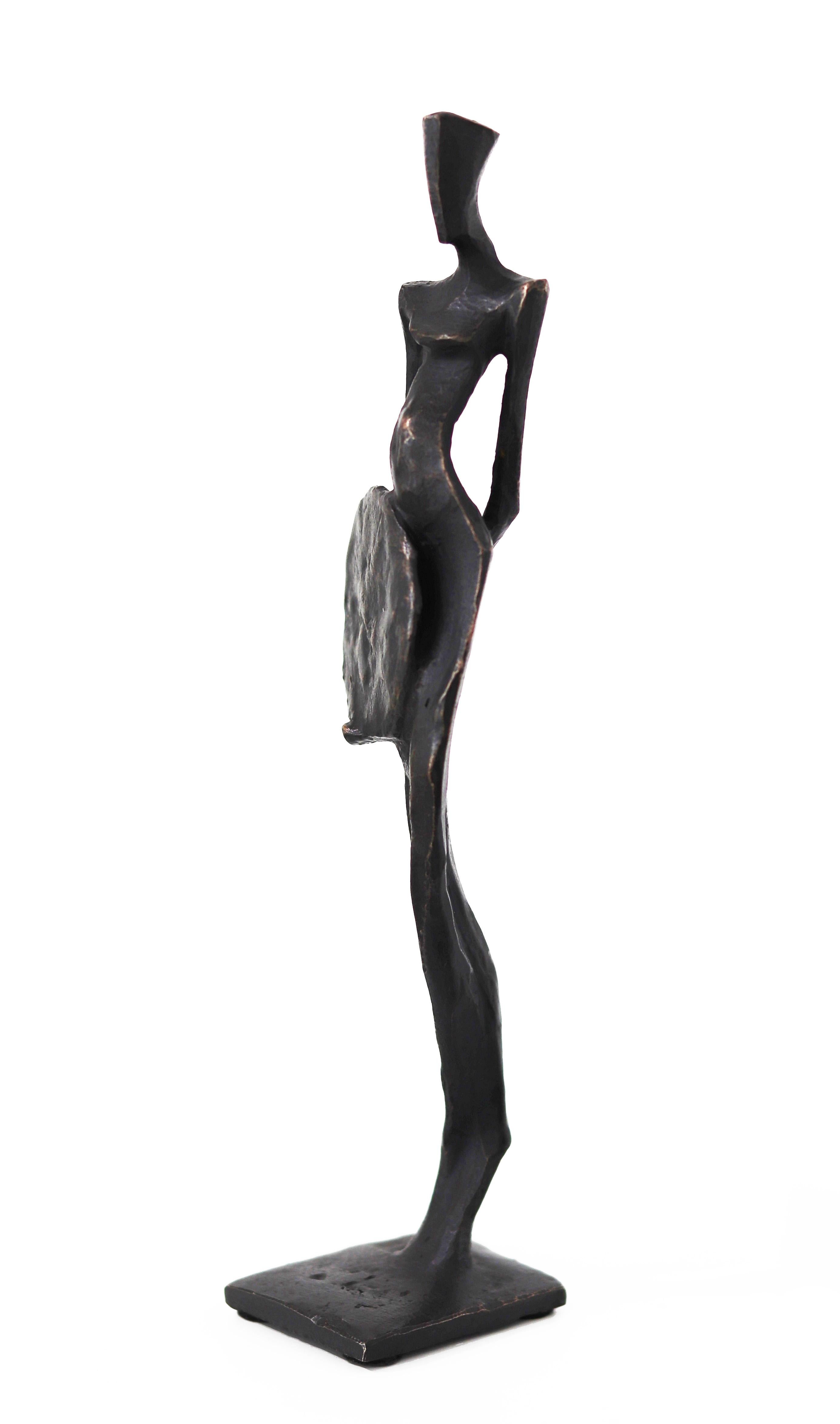 Hera  - Graceful Modern Figurative Bronze Sculpture - Original Art and Design  For Sale 5
