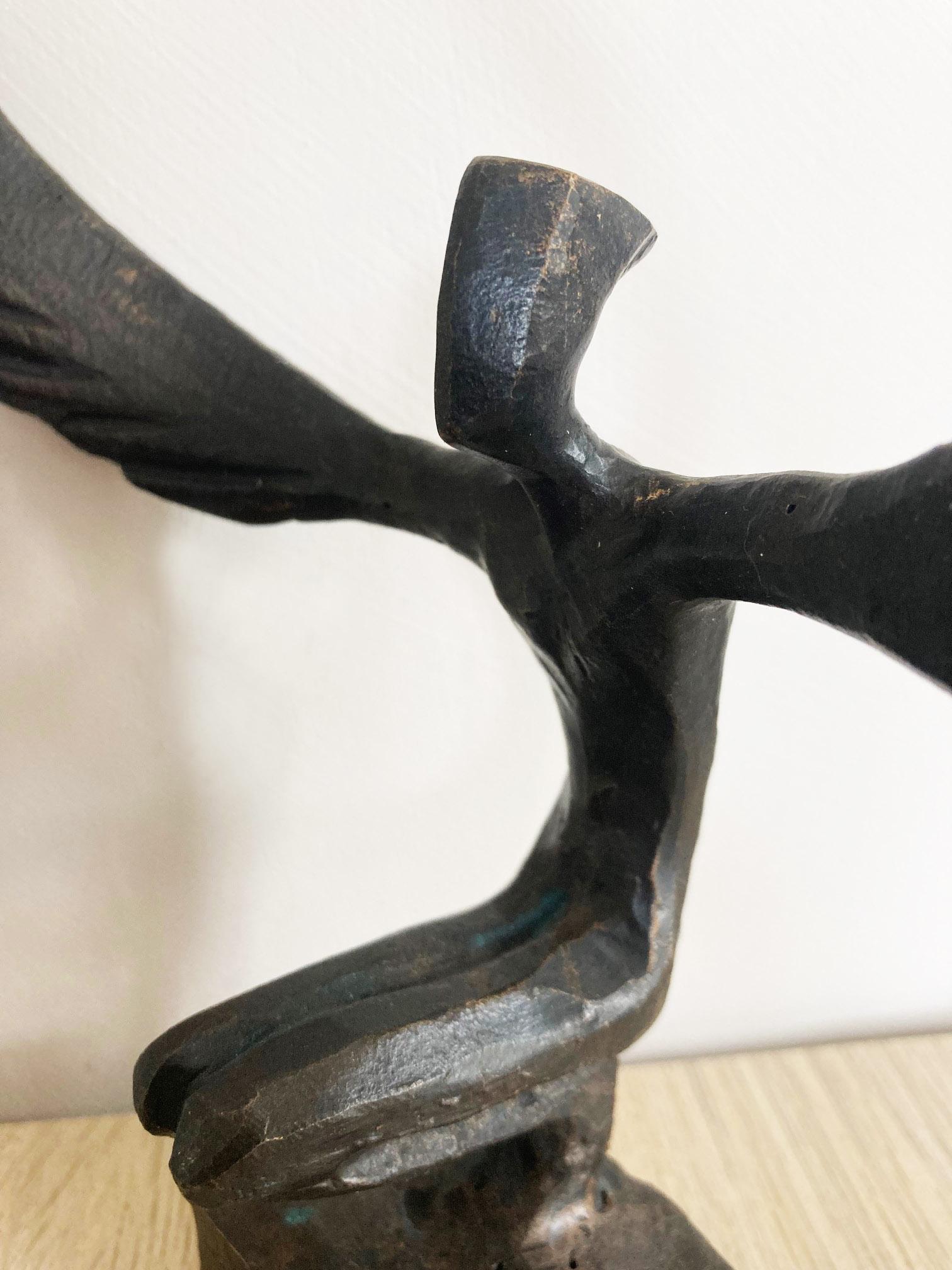 Icarus VIII by Nando Kallweit. Elegant bronze sculpture of a winged figure For Sale 5