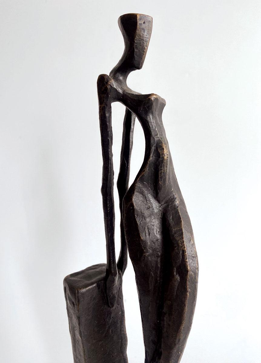 Ilaria by Nando Kallweit. Elegant female nude figurative sculpture For Sale 6