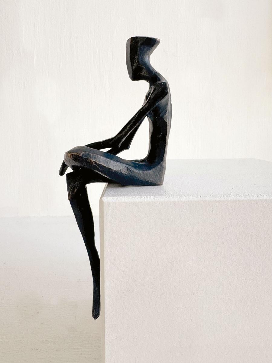 Joe. By Nando Kallweit. Elegant bronze figurative sculpture For Sale 5