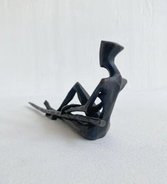 Juliana II by Nando Kallweit. Elegant figurative sculpture.