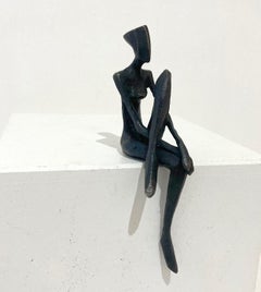 Lucille by Nando Kallweit.  Elegant figurative sculpture.