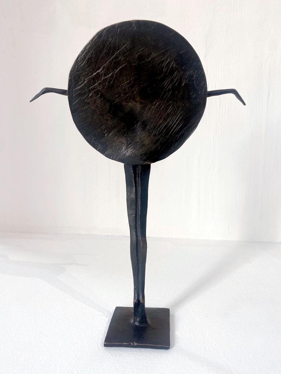 Luna by Nando Kallweit.  Elegant figurative sculpture. For Sale 3