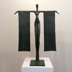 Magdalena II by Nando Kallweit. Elegant bronze sculpture.
