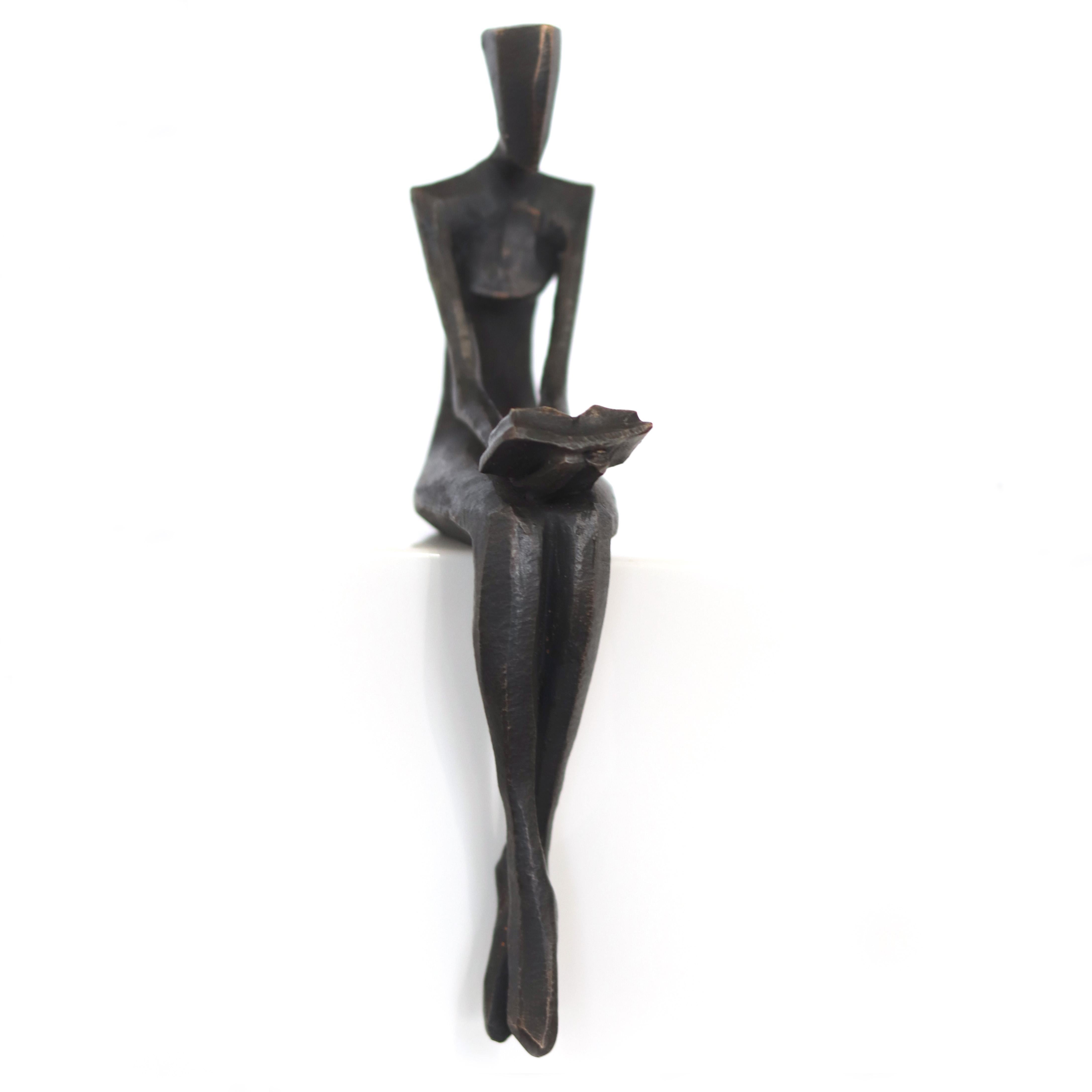 Martina -  Escultura figurativa de bronce única en su género - Sculpture de Nando Kallweit