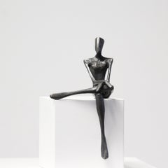 Matthew by Nando Kallweit.  Elegant figurative sculpture.