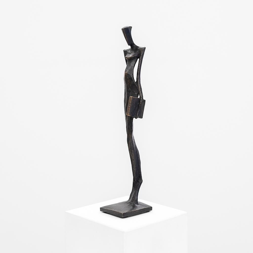 Nando Kallweit, Escultura figurativa de bronce, ELSIE, edición limitada, obra de arte en venta 2