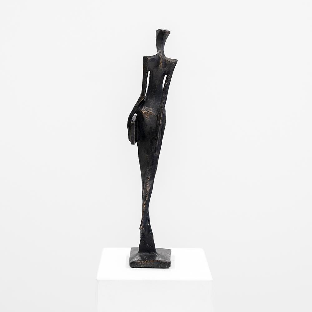 Nando Kallweit, Escultura figurativa de bronce, ELSIE, edición limitada, obra de arte en venta 5