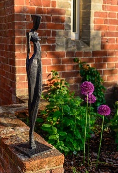Nathalie di Nando Kallweit. Elegante scultura in bronzo in edizione limitata