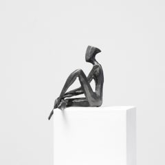 Ross by Nando Kallweit.  Elegant figurative sculpture.