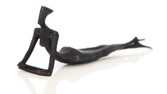 Seane III -  Escultura figurativa abstracta de bronce para estantería o mesa