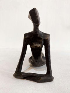 Seane III by Nando Kallweit.  Elegant figurative bronze sculpture of a couple.
