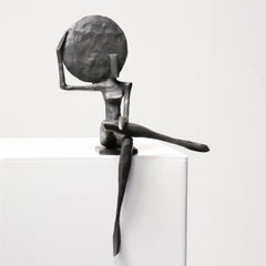 Selene. By Nando Kallweit. Elegant bronze figurative sculpture