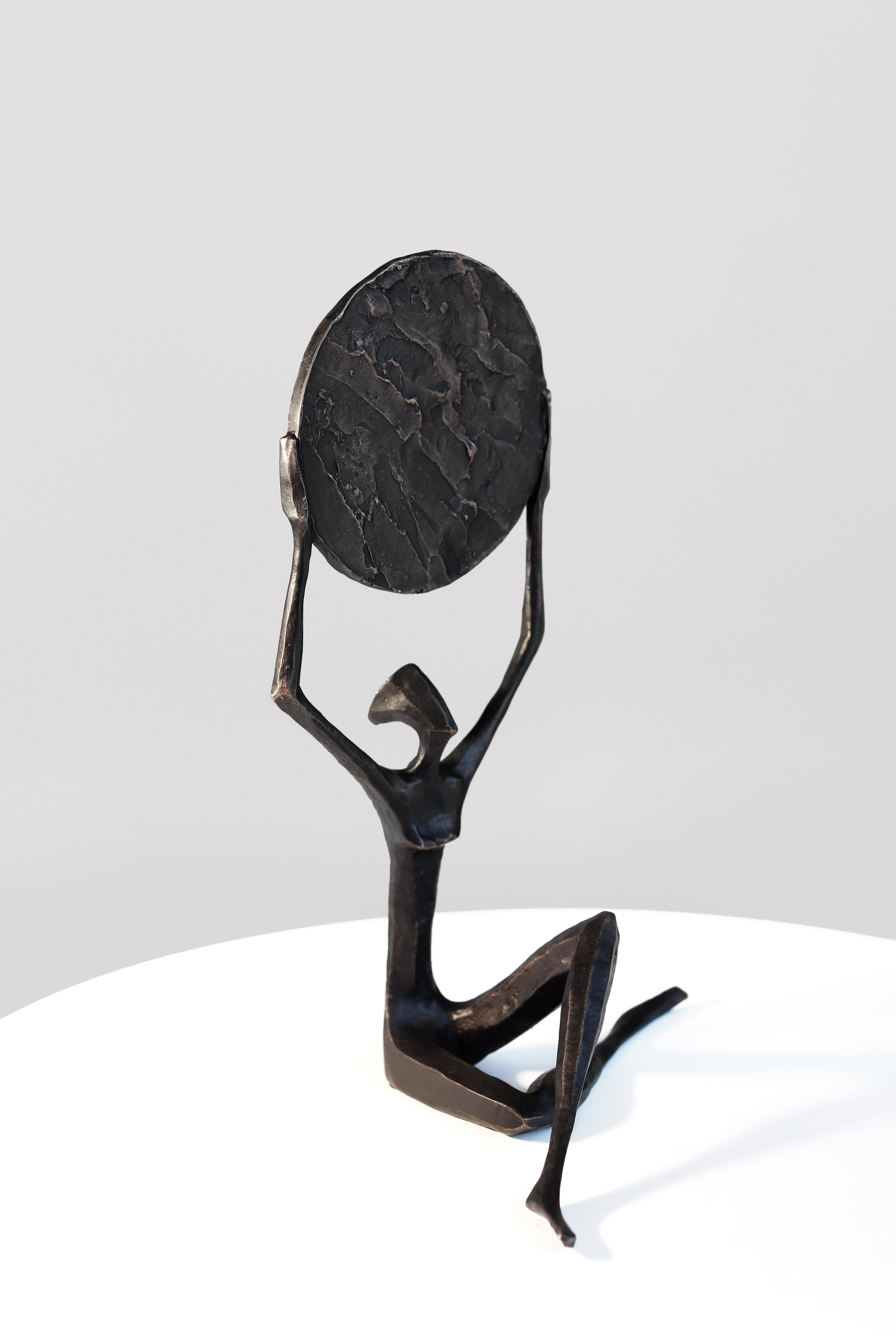 Selene VII (4/25) -  Figurative Abstract Bronze Sculpture for Shelf or Table For Sale 1
