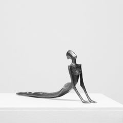 Sharon II. By Nando Kallweit. Elegant bronze figurative sculpture of a female