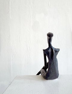Silvi de Nando Kallweit. Elegante escultura figurativa.