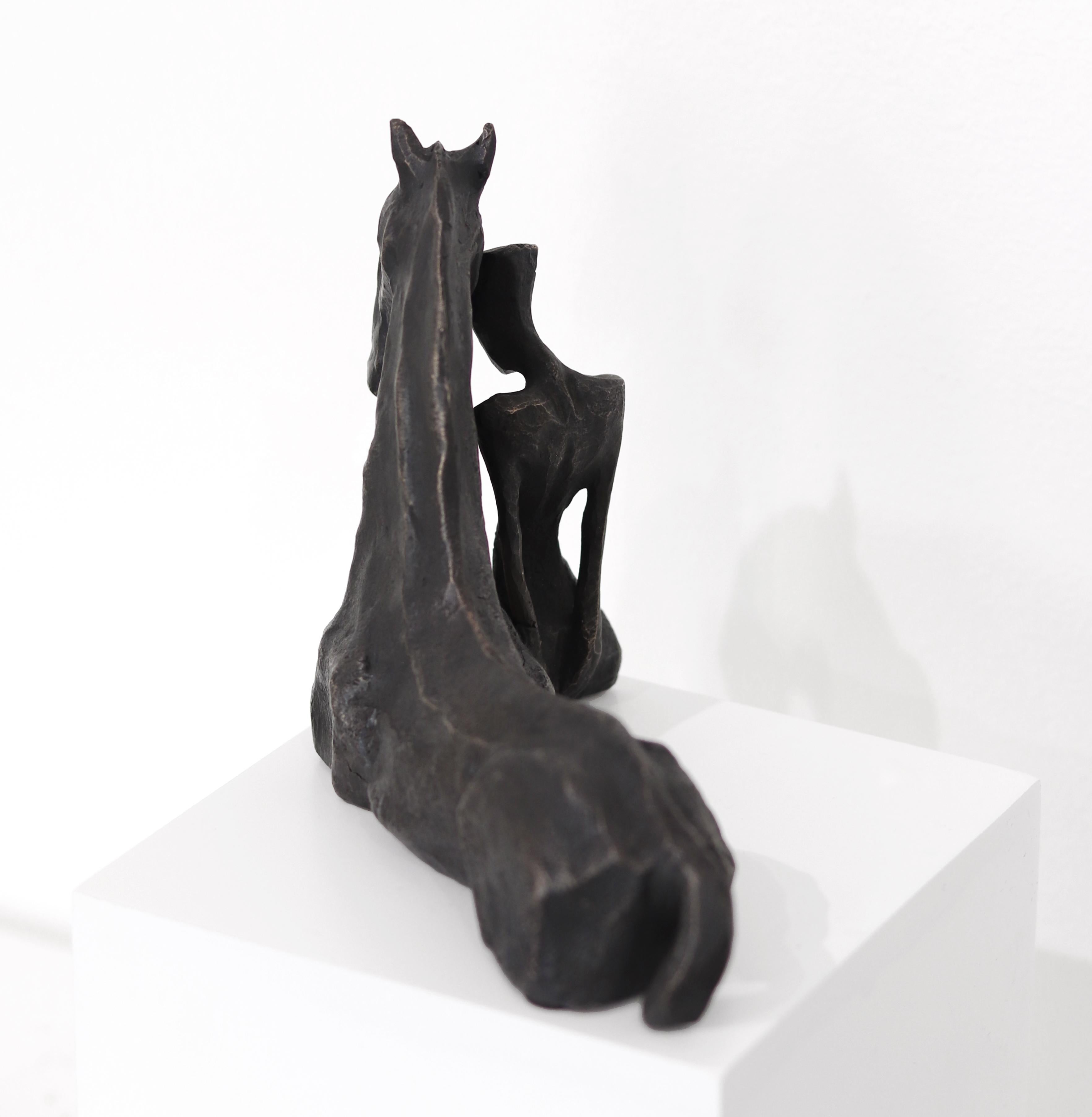 Susi Con Cavallo - Caballo y Figura Femenina Escultura Cubista Única de Bronce - Sculpture de Nando Kallweit