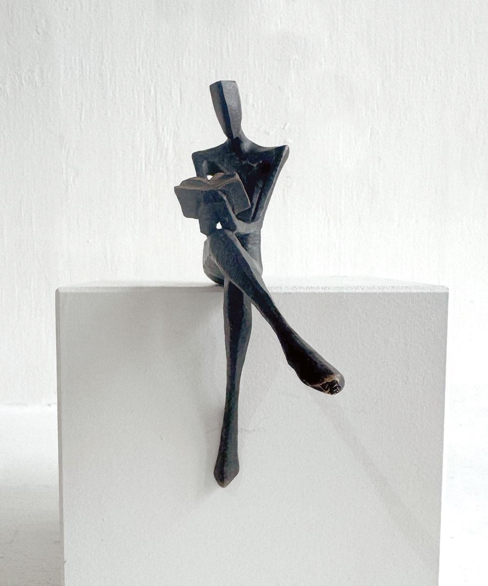 Trevor. By Nando Kallweit. Elegant bronze figurative sculpture of a female.