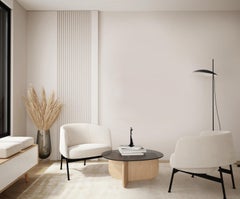 Trisha I  - Elegante Escultura Figurativa Original de Bronce