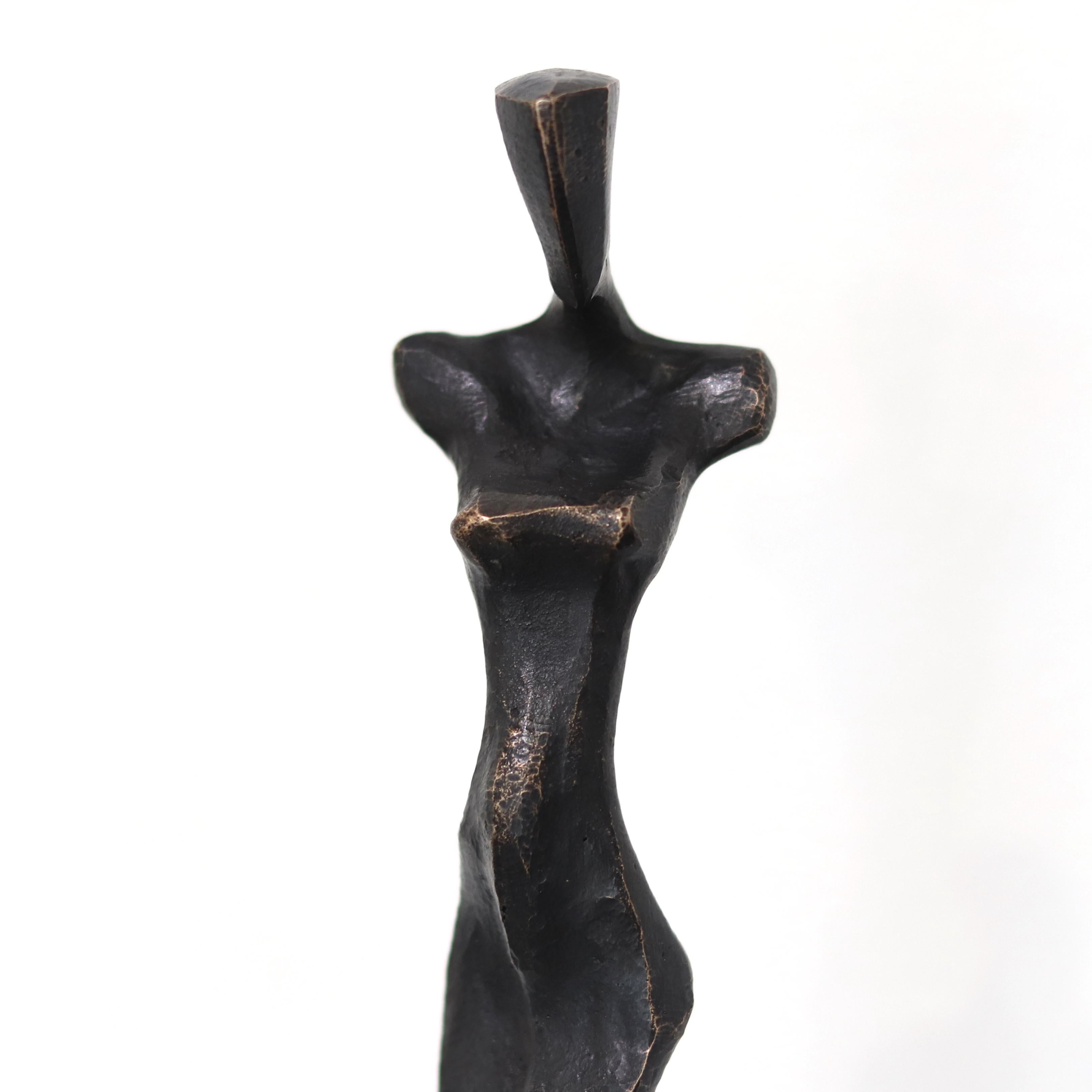 Trisha I  - Elegant Original Figurative Bronze Sculpture For Sale 4