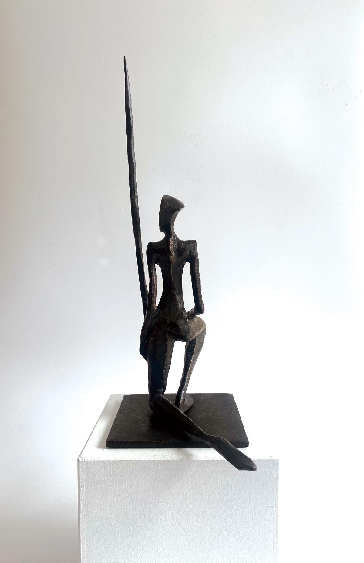 Valentina von Nando Kallweit.  Elegante figurative Skulptur. im Angebot 3