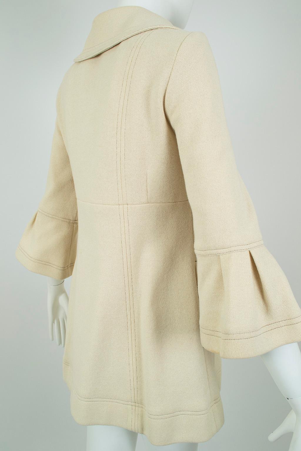 Nanette Lepore Cream Fit Flare Peter Pan Hip Coat w Ruffle Bell Sleeve – S, 2004 In Good Condition In Tucson, AZ