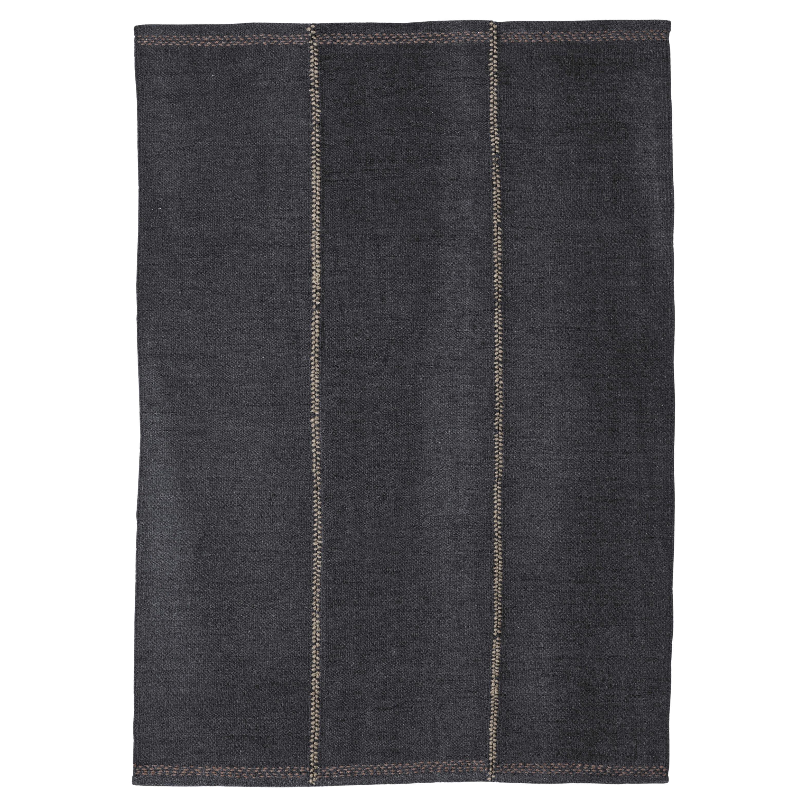 Nani Marquina Mía Rug in 
Navy
 with Two Color Dashed Stitching 200x300 cm