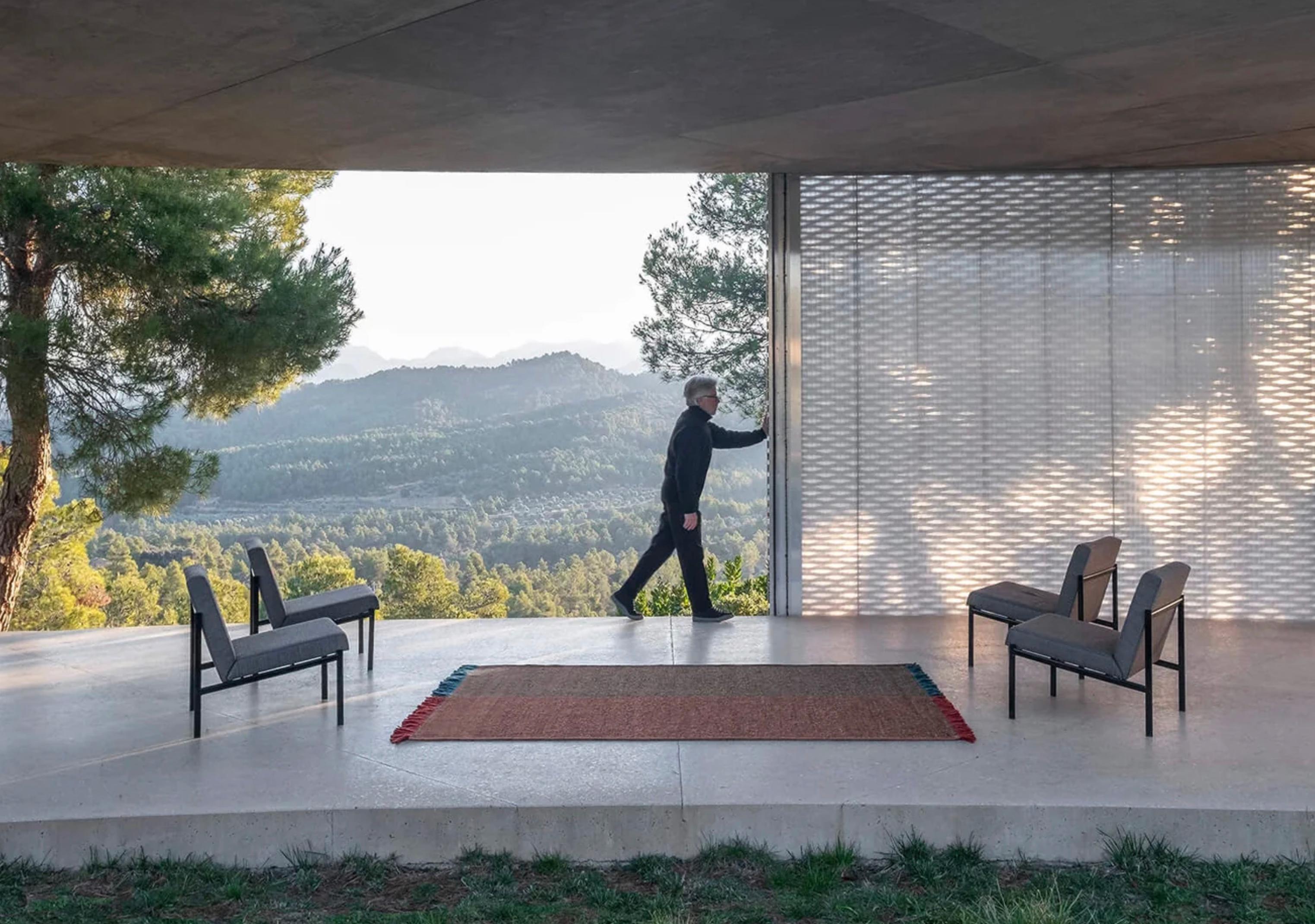 Modern Nani Marquina Re-Rug 1 in size 300x400cm for Nanimarquina For Sale