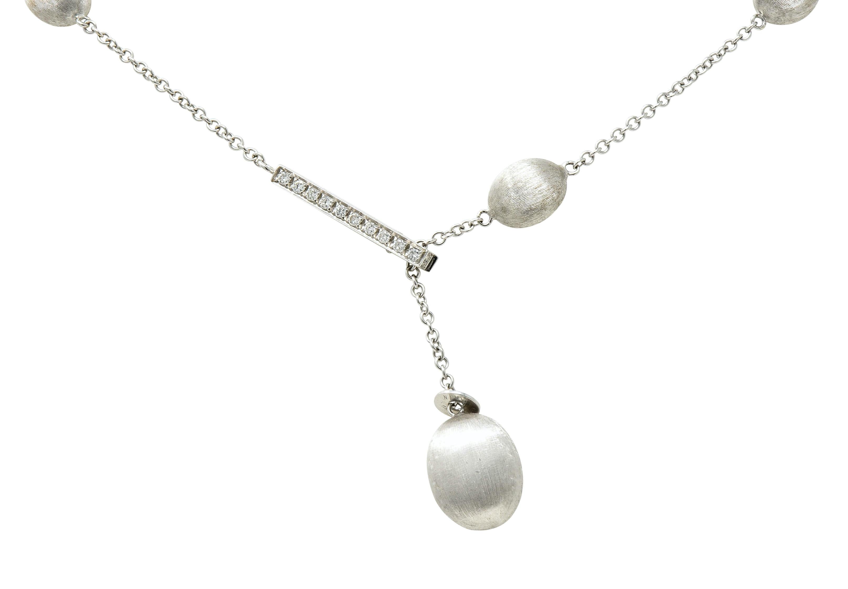 Nanis Diamond 18 Karat Weißgold Italienisch gebürstet Station Lariat Halskette im Zustand „Hervorragend“ in Philadelphia, PA